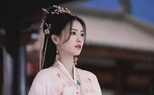 娱乐圈白鹿吃瓜视频,揭秘明星幕后故事  第1张 娱乐圈白鹿吃瓜视频,揭秘明星幕后故事  第1张